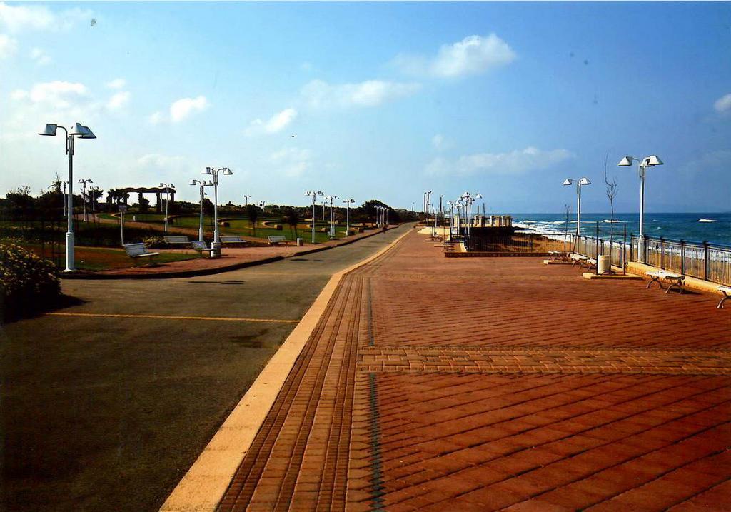 Ga'Aton Motel Nahariya Extérieur photo