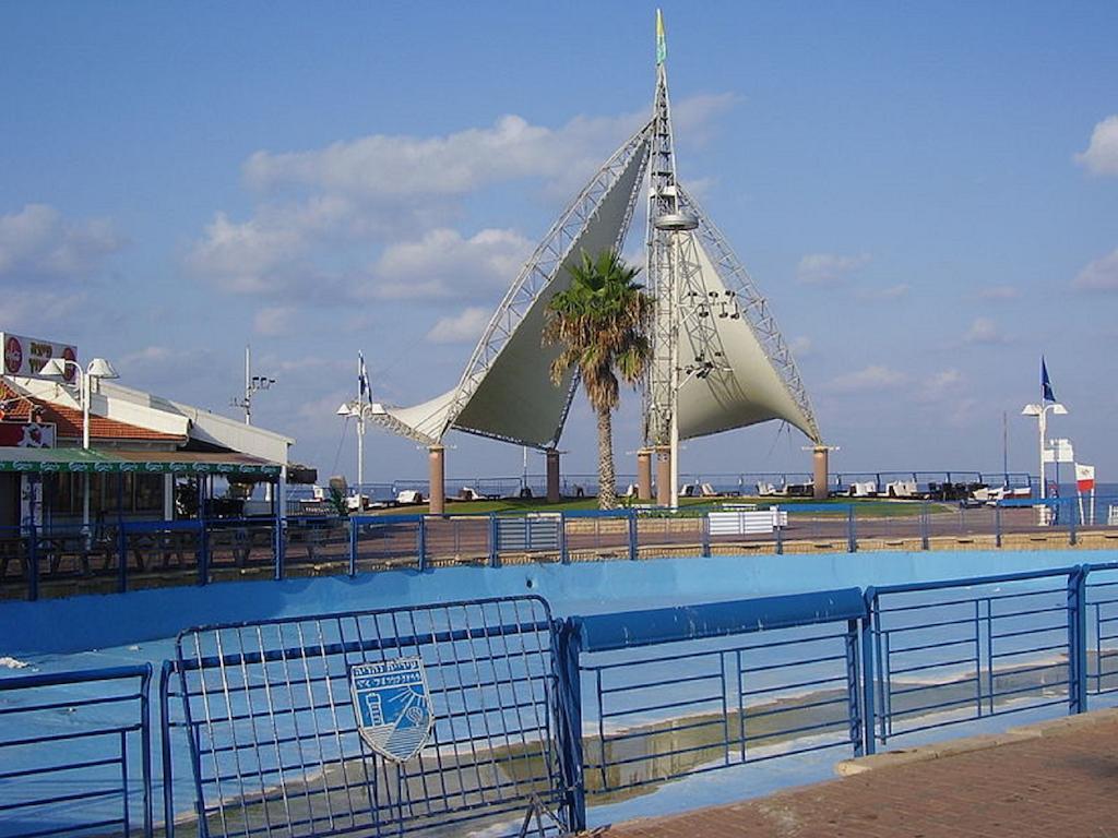 Ga'Aton Motel Nahariya Extérieur photo
