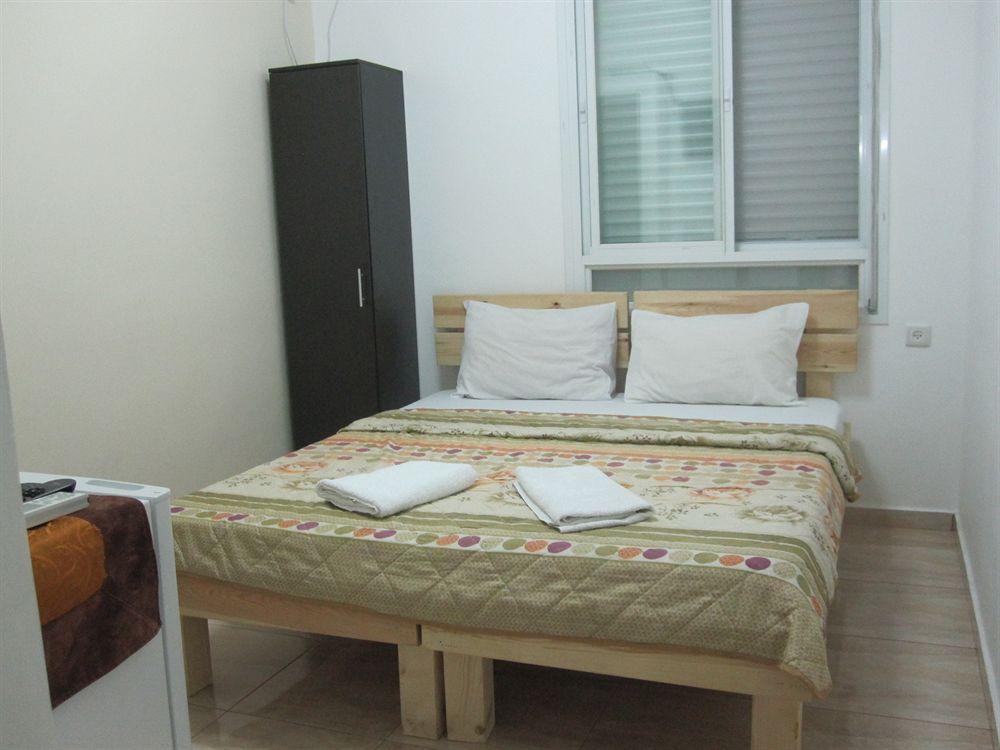 Ga'Aton Motel Nahariya Extérieur photo