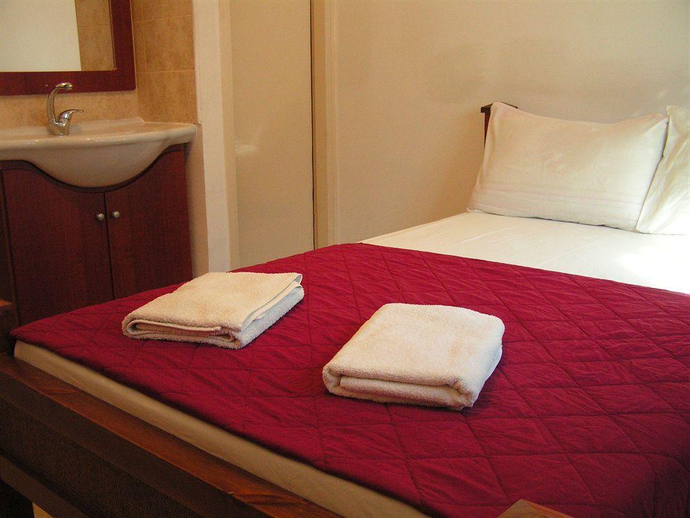 Ga'Aton Motel Nahariya Extérieur photo