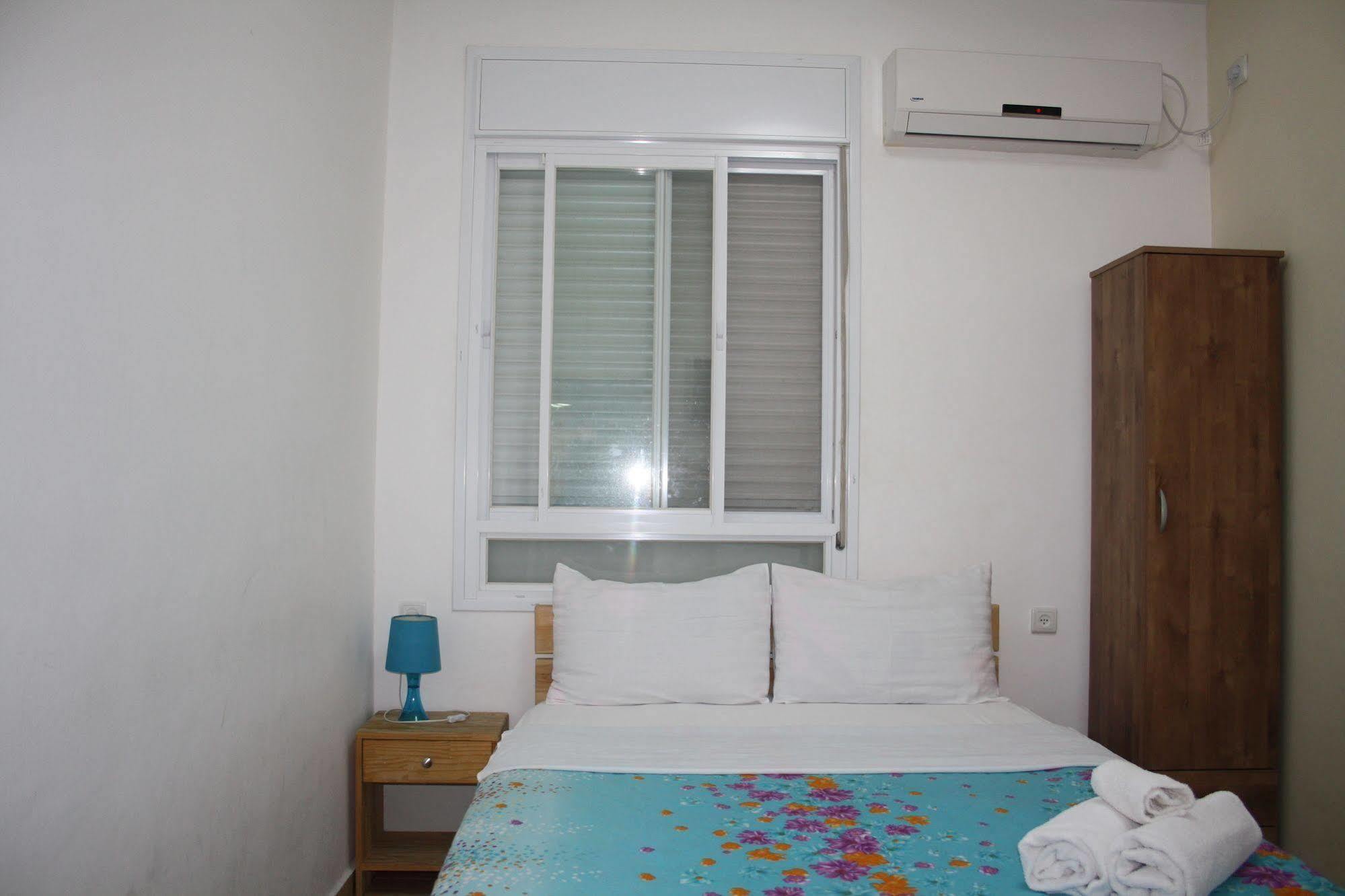 Ga'Aton Motel Nahariya Extérieur photo