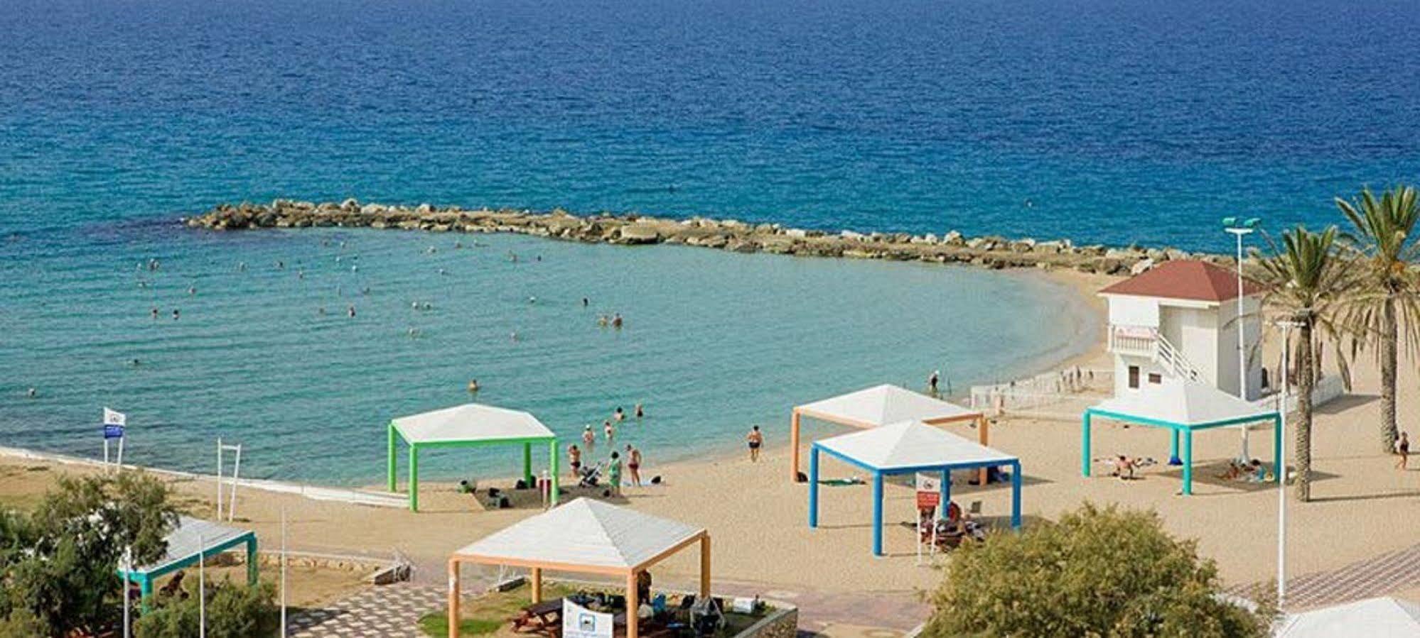 Ga'Aton Motel Nahariya Extérieur photo