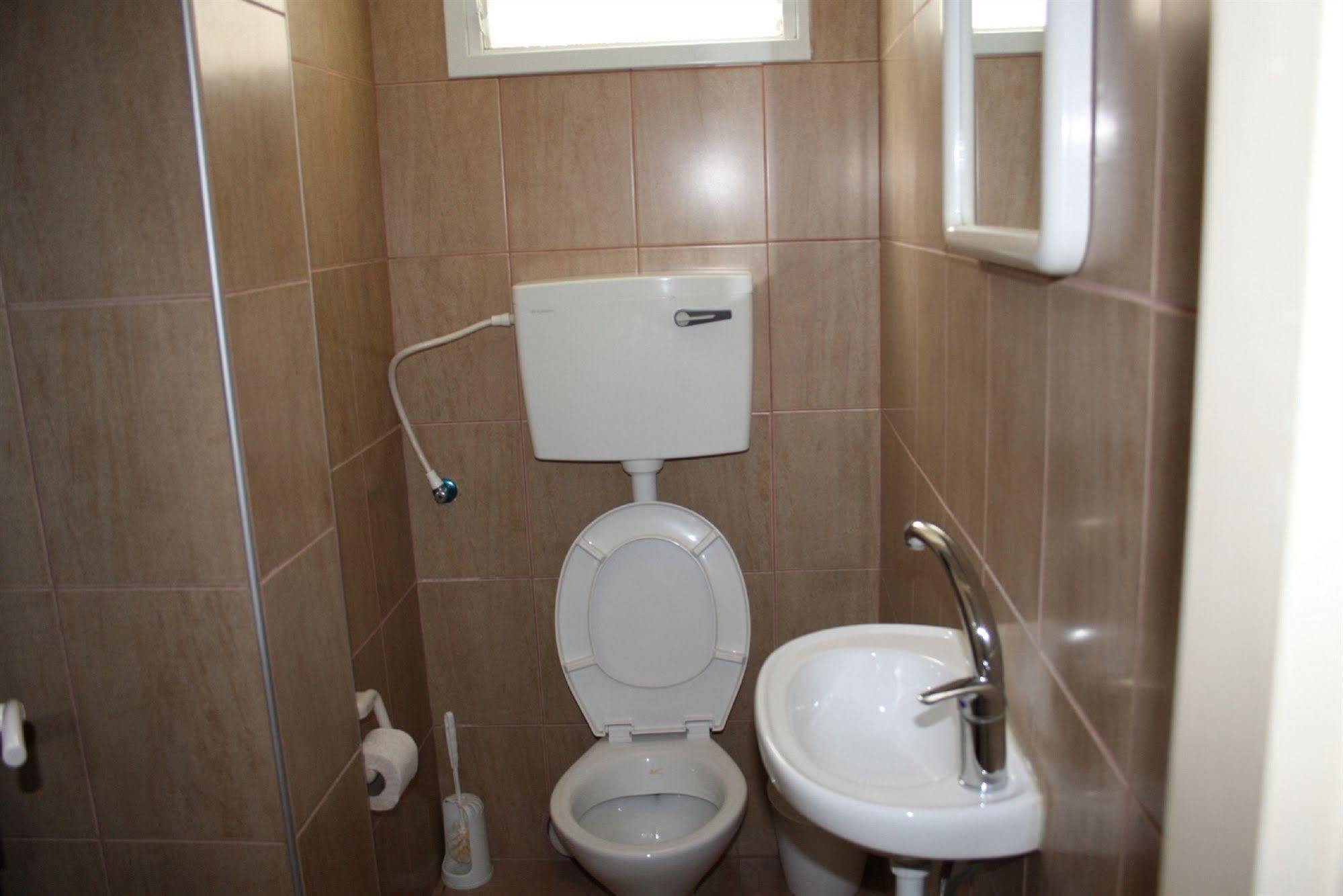 Ga'Aton Motel Nahariya Extérieur photo