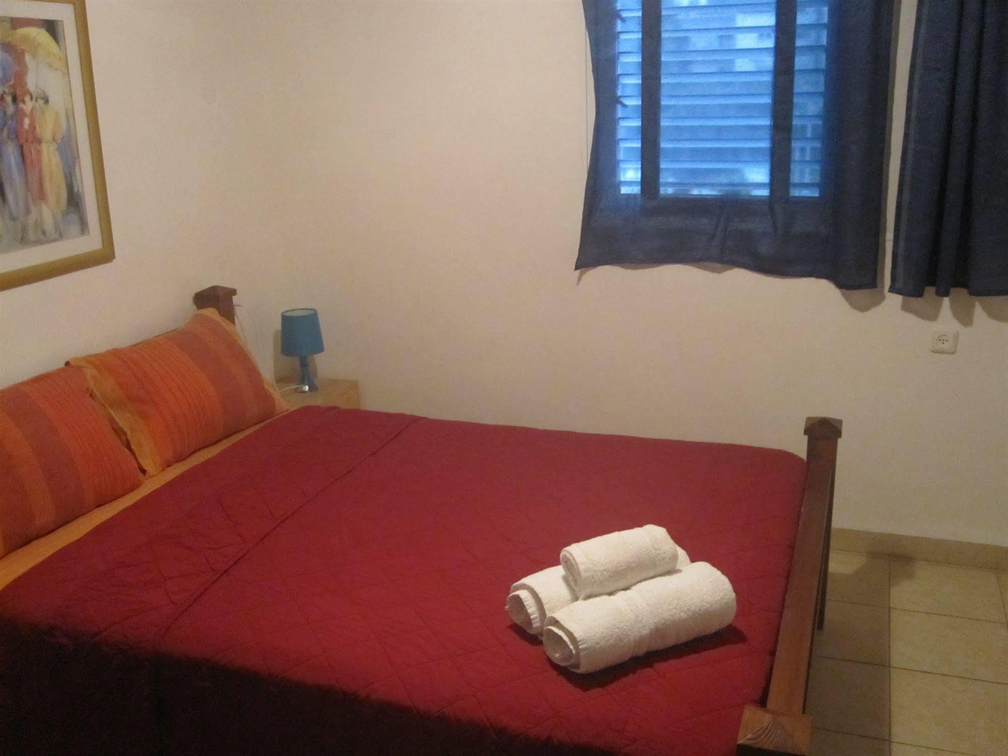 Ga'Aton Motel Nahariya Extérieur photo